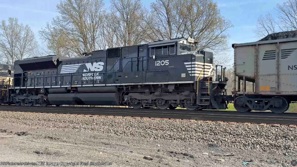 NS 1205